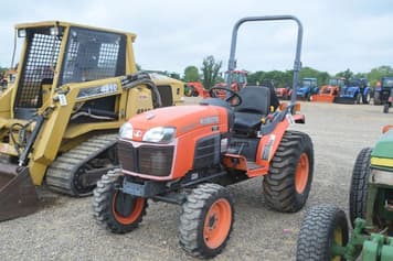 Main image Kubota B3200